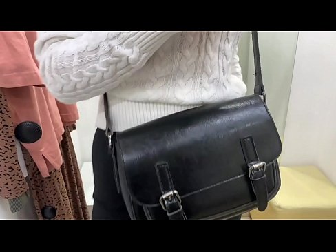 ❤️ אוננות פומבית של הכלבה הצעירה פרלברי עם דילדו בחדר המתאים ❤️ פורנו ב-iw.gayasianporn.ru ☑